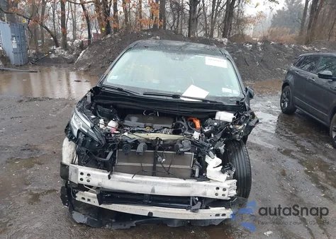 2021 Toyota Sienna Xle z USA, uszkodzony, nr VIN 5TDYSKFC5MS027188